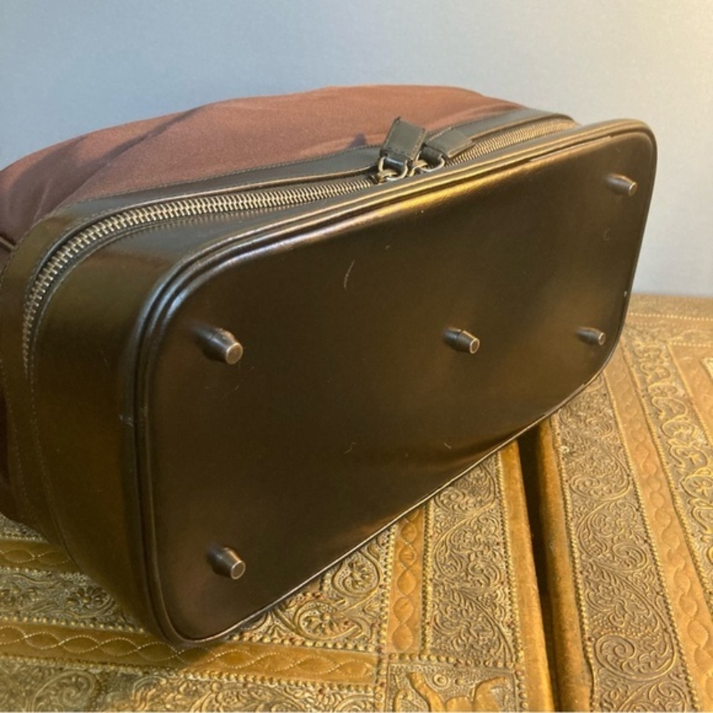 Prada nylon medicine bag top handle‎ train case black burgundy COA included - Picture 13 of 15